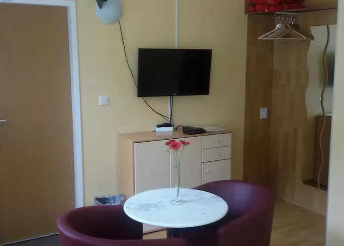 Fürst Borwin Pensión 3*